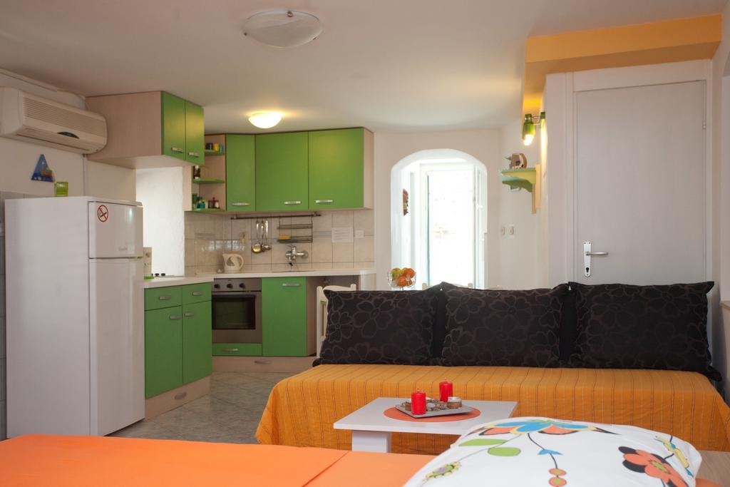 Paradise Apartment With Big Sunny Terrace In The Old Town, Few Meters From The Sea & Riva Promenade Split Quarto foto