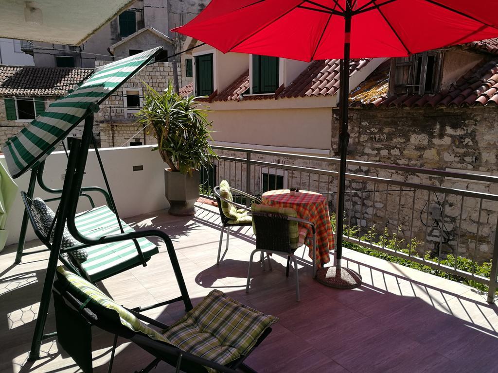 Paradise Apartment With Big Sunny Terrace In The Old Town, Few Meters From The Sea & Riva Promenade Split Exterior foto